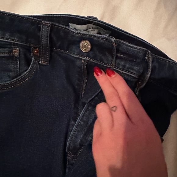 ABERCROMBIE & FITCH: the super skinny ankle high rise curve love - Picture 5 of 5